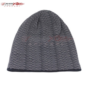 Bonnet en coton doux pour homme Chapeau à revers classique léger respirant 100% laine pour une utilisation intérieure ou extérieure - Product Image 1