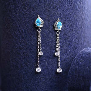 ต่างหูเงินทรงหยดน้ำแบบโซลิแทร์สุดชิค - Product Image 2