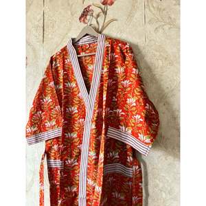 Bata Kimono Floral de Algodón Talla Única para Ocio, Vacaciones, Playa con Logotipo Personalizado y Forro Lavable - Product Image 2