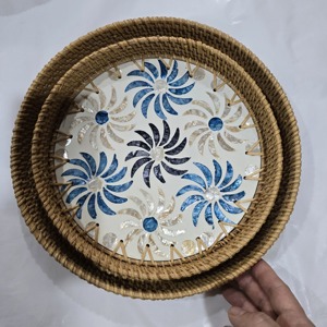 Bandeja de madera de bambú personalizada Premium con laca de incrustaciones de hueso de alta calidad, bandeja decorativa para servir para restaurantes domésticos, servicio de comida - Product Image 1