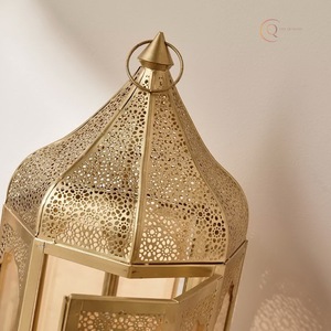 Portavelas de Metal con Acabado de Lujo para Uso en Ramadán |   Decoración para el Hogar Impermeable y Duradera con Calidez y Elegancia - Product Image 4