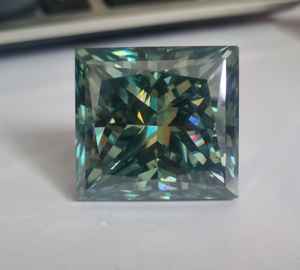 Diamante Moissanite de 38.25 CT con Corte Princesa | Moissanita Azul - Product Image 1