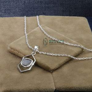 Collar con Colgante de Piedra Natural en Plata de Ley 925 para Mujer, Regalo para Fiestas y Aniversarios - Product Image 1