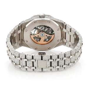 Montre à quartz Moissanite de luxe en acier inoxydable avec cadran glacé simple et bracelet offrant une apparence opulente et une étincelle - Product Image 3