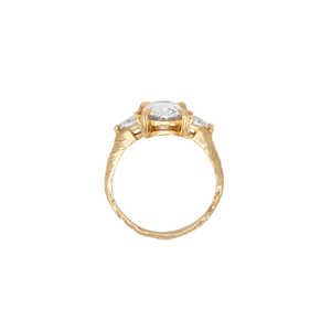 Anillo de Compromiso con Diamante Ovalado de 2.4ct Cultivado en Laboratorio, Una en un Billón, Banda de Oro de 14k, Joyería Fina - Product Image 3