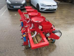 Proveedores de fertilizante de maíz Tractor de alta calidad, máquina de siembra de 4 rollos de maíz, en Stock, listo para enviar - Product Image 4