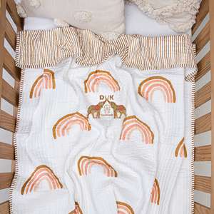 Edredón de Bebé de Algodón Orgánico de la Mejor Calidad, Hecho a Mano con Estampado de Rayas de Arcoíris, Suave y Versátil para Invierno, Estampado Personalizado para Hoteles - Product Image 3