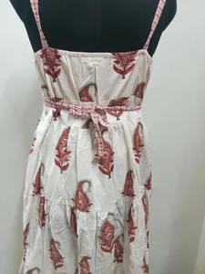 Robe en coton indien à imprimé floral pour femmes, tenue de fête d'été style bohème, cadeau personnalisé - Product Image 4