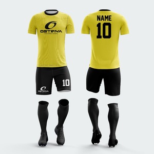 Uniforme de Fútbol de Alta Calidad, 100% Poliéster, Nuevo Diseño 2026, Impresión por Transferencia de Calor, Transpirable, Secado Rápido, Personalizable - Product Image 2