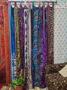 Indien Vintage Bleu Soie Sari Boucle Rideau Décor À La Maison Tissu Cantonnières pour Chambre Salon Salle À Manger et Bureau - Product Image 2