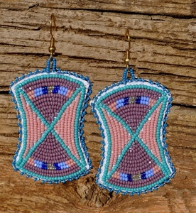 Pendientes bordados hechos a mano para conjuntos de regalo - Product Image 1