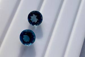 Topaze bleue de Londres naturelle de qualité AAA coupe rayonnante à facettes ronde 11x11 pierre précieuse en vrac pour la fabrication de bijoux en pierre bleue - Product Image 2