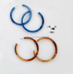 Boucles d'oreilles créoles Jachon 2023, style rétro, forme crochet, plaqué argent, luxe classique, vintage, alliage, pour femmes chrétiennes - Product Image 5