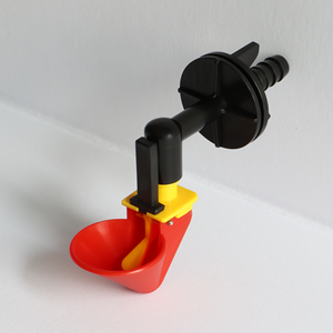 Equipo de sistema de bebedero automático de pollo Copa para beber + Codo de extensión Conexión de tuerca de ala Montaje de malla de alambre <span class=keywords><strong>Des</strong></span> Champs - Product Image 6