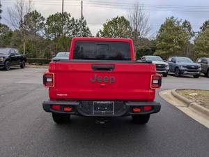 (W&T) PROMOCIÓN Venta de Vehículo Usado JEEP Gladiator Mojave X 2024, 4 Puertas, Cabina Doble, 4x4, SB (Motor 3.6L 6 Cilindros 8A) - Product Image 2