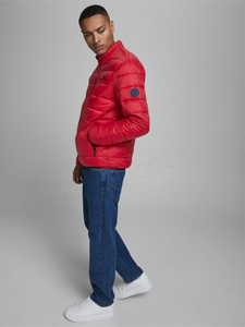 Chaqueta acolchada impermeable hecha a medida para hombre al por mayor, el último diseño más vendido con cierre de cremallera, cuello levantado transpirable - Product Image 4