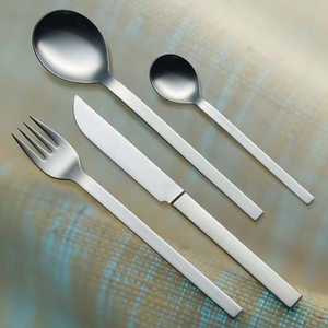 Vente en gros de couverts de restaurant pour événements en plein air, ensemble de couverts réutilisables, nouveau look, design de luxe, plaqué argent, poignée plate rectangulaire - Product Image 1