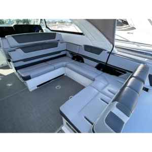 ฟอร์มูล่า 380 ซูเปอร์สปอร์ต ครอสโอเวอร์ ปี 2020 พร้อมเครื่องยนต์ติดท้ายเรือ - Product Image 2