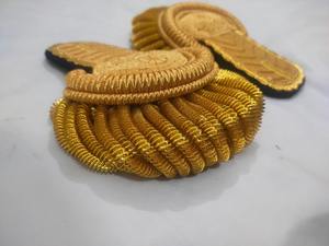 แผ่นประดับไหล่สำหรับเครื่องแบบยศ 100% ผ้าฝ้าย ปักด้วยด้ายทอง สำหรับผู้ชาย ใช้ในพิธีการ สามารถปรับแต่งได้ - Product Image 6