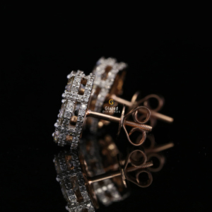 ต่างหูเพชรทรงกลมสุดหรู ดีไซน์ทันสมัย ประดับเพชรทรงกลมเจียระไนแบบบริลเลียนท์ เงินแท้ 925 เหมาะสำหรับงานแต่งงานและโอกาสพิเศษ - Product Image 4