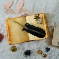 Journal Grimoire Soleil et Lune fait main de 200 pages en cuir véritable, livre de sorts magiques personnalisable avec un magnifique cadenas
