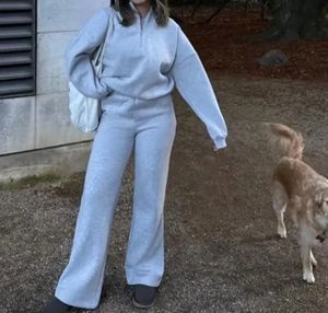 Ropa Deportiva de Moda para Mujer, Traje de Felpa de Punto, Ropa de Punto, Ropa Deportiva, Prenda Deportiva - Product Image 1