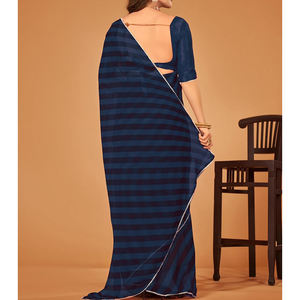 Saree en satin pour femmes avec chemisier brillant Style traditionnel Idéal pour les programmes culturels et les fêtes en vente - Product Image 2