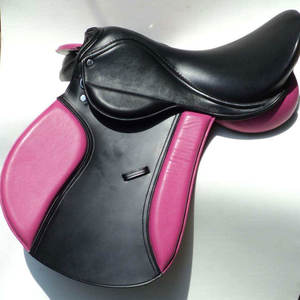 Silla de salto 2026 de diseño ligero para espectáculos ecuestres y competiciones - Product Image 1