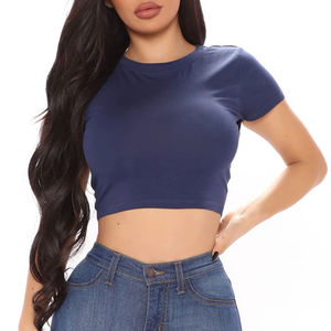 2025 Trending Women's Summer Fitness Crop Top Tees Venta al por mayor Personalizable 100% algodón ligero en blanco Sexy camiseta para mujeres - Product Image 1