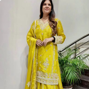 Top Designer-Sarara et Dupatta avec broderie lourde - Product Image 1