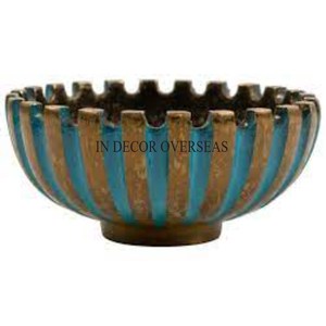 Cendrier de forme ronde en marbre blanc de qualité supérieure avec concepteur unique plaqué or pour bar et restaurant d'Inde - Product Image 6