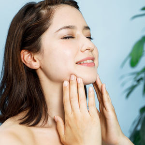 OEM 50ml esencia antienvejecimiento para blanqueamiento facial líquido mejora la elasticidad textura regordeta y suave - Product Image 5