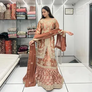 הגעה חדשה שמלות כלה פקיסטניות לנשים פארשי גאגרה מהספק ההודי זמינות במחיר סיטונאי