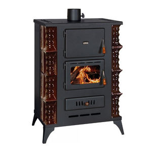 5,1 kW Salida de calefacción de habitación Calidad estándar Diseño elegante Chimeneas de leña independientes de Bulgaria al mejor precio - Product Image 1