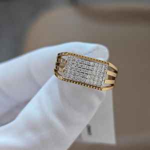 Bague de fiançailles unique en or 14 carats avec diamant rond pavé de laboratoire pour femmes, cadeau romantique pour un anniversaire, bijoux - Product Image 1