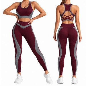Conjunto de yoga para mujer, ropa deportiva suave y ligera, leggings de cintura alta con sujetador deportivo para ejercicio, entrenamiento y práctica deportiva - Product Image 1