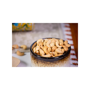 Cashew <b>nuts</b> accessible in substantial quantity for bulk acquisition and retail supply - Product Image 4