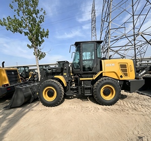 Nouvelle petite chargeuse sur pneus XC938 de 3 tonnes, diesel, avec boîte de vitesses et pompe contrôlées par PLC, haute efficacité, machine de chargement chinoise - Product Image 5