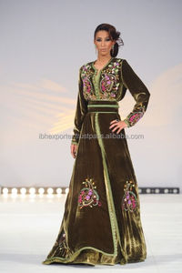 Latest Green Velvet Material <b>Kaftan</b> With Floral Embroidery Best for Islamic Clothing - Product Image 2