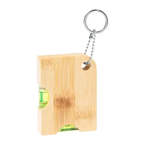 Portachiavi Ecologico in Bambù Mackie, Accessorio Sostenibile in Legno - Product Image 4