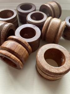 Porte-ronds de serviette de qualité industrielle Vaisselle Porte-ronds de serviette en bois personnalisé pour mariage Design unique en bois - Product Image 4