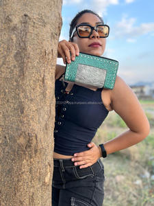 Nouveau Style occidental cheveux sur cacher Turquoise usiné fourrure cuir pochette femmes conçu sac à main vente chaude usiné cuir fermeture éclair portefeuille - Product Image 2