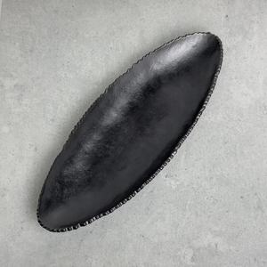 Plateau de service en acier inoxydable au design excellent et moderne avec design martelé utilisé pour les événements et les accessoires de vaisselle de réception - Product Image 3