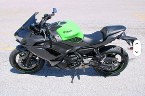 Nouvelle Moto Sportive Kawasaki Ninja 650 Édition KRT en Promotion - Product Image 3