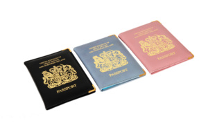 Funda de cuero para pasaporte con logotipo personalizado - Product Image 4