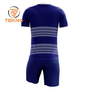 Uniformes de sublimación de poliéster 100% de calidad superior para adultos, conjuntos de camisetas de fútbol de estilo superior con impresión de logotipo personalizado para niños - Product Image 2