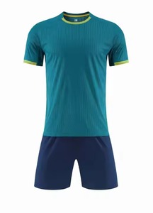 2025 meilleur nouveau maillot de football personnalisé ensemble complet maillot de football à col rond haute qualité vêtements de football personnalisés - Product Image 4