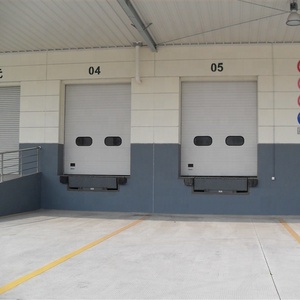 Portes <span class=keywords><strong>de</strong></span> <span class=keywords><strong>garage</strong></span> industrielles sectionnelles verticales automatiques à glissière pour entrepôts, société <span class=keywords><strong>de</strong></span> portes <span class=keywords><strong>de</strong></span> <span class=keywords><strong>garage</strong></span> industrielles - Product Image 5