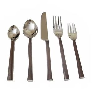 Ensemble de 4 couverts en métal de qualité supérieure fabriqués à la main Cadeau d'affaires Ensemble de couverts en acier argenté parfait - Product Image 2