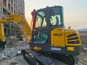 รถขุดไฮดรอลิก SDLG E660H ประสิทธิภาพสูง เครื่องจักรเคลื่อนย้ายดินขนาดกะทัดรัดที่เชื่อถือได้ - Product Image 3
